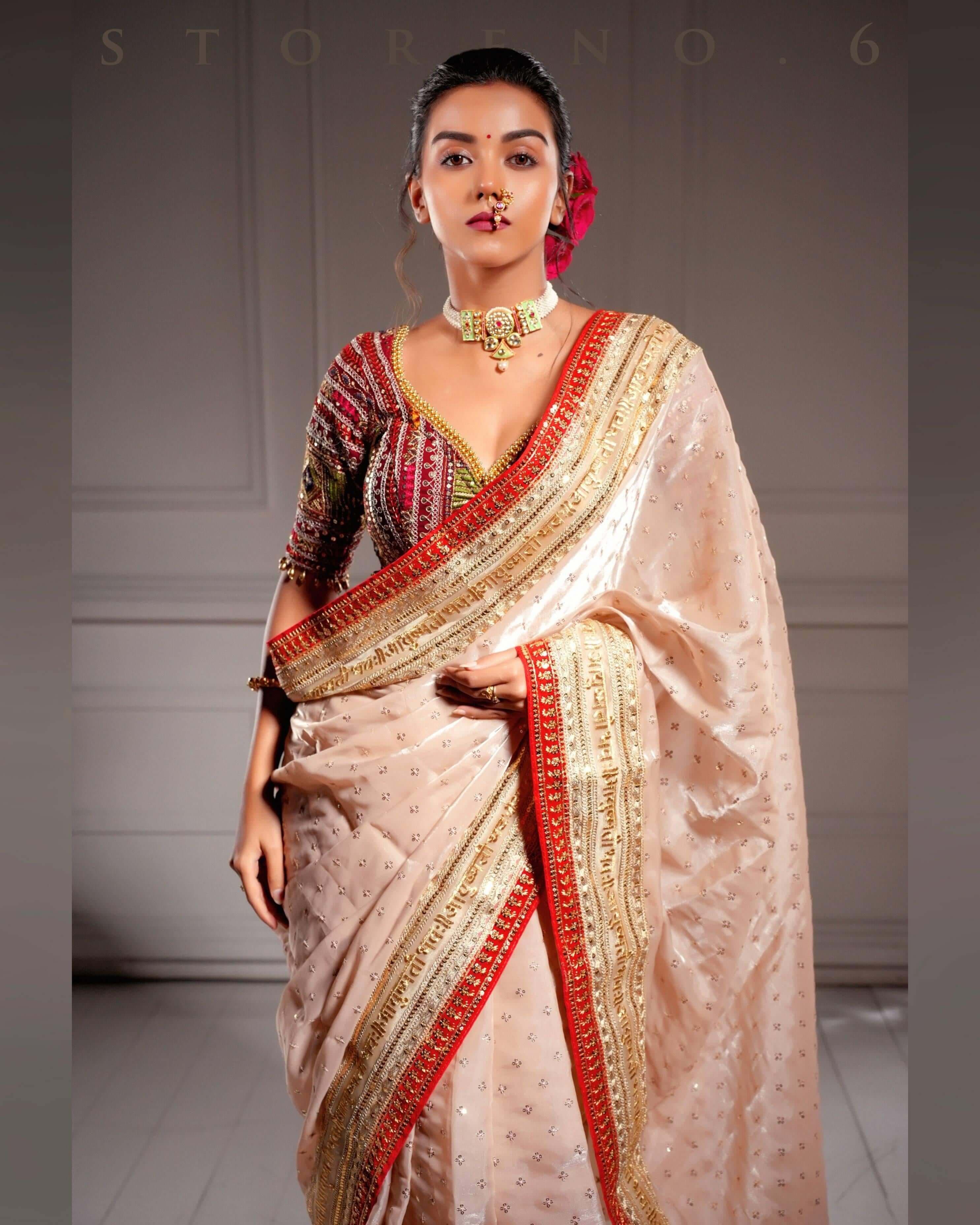 ROYAL SUBTLE QUEEN SAREE WITH LUSH OF BERRY BLOUSE — view 2