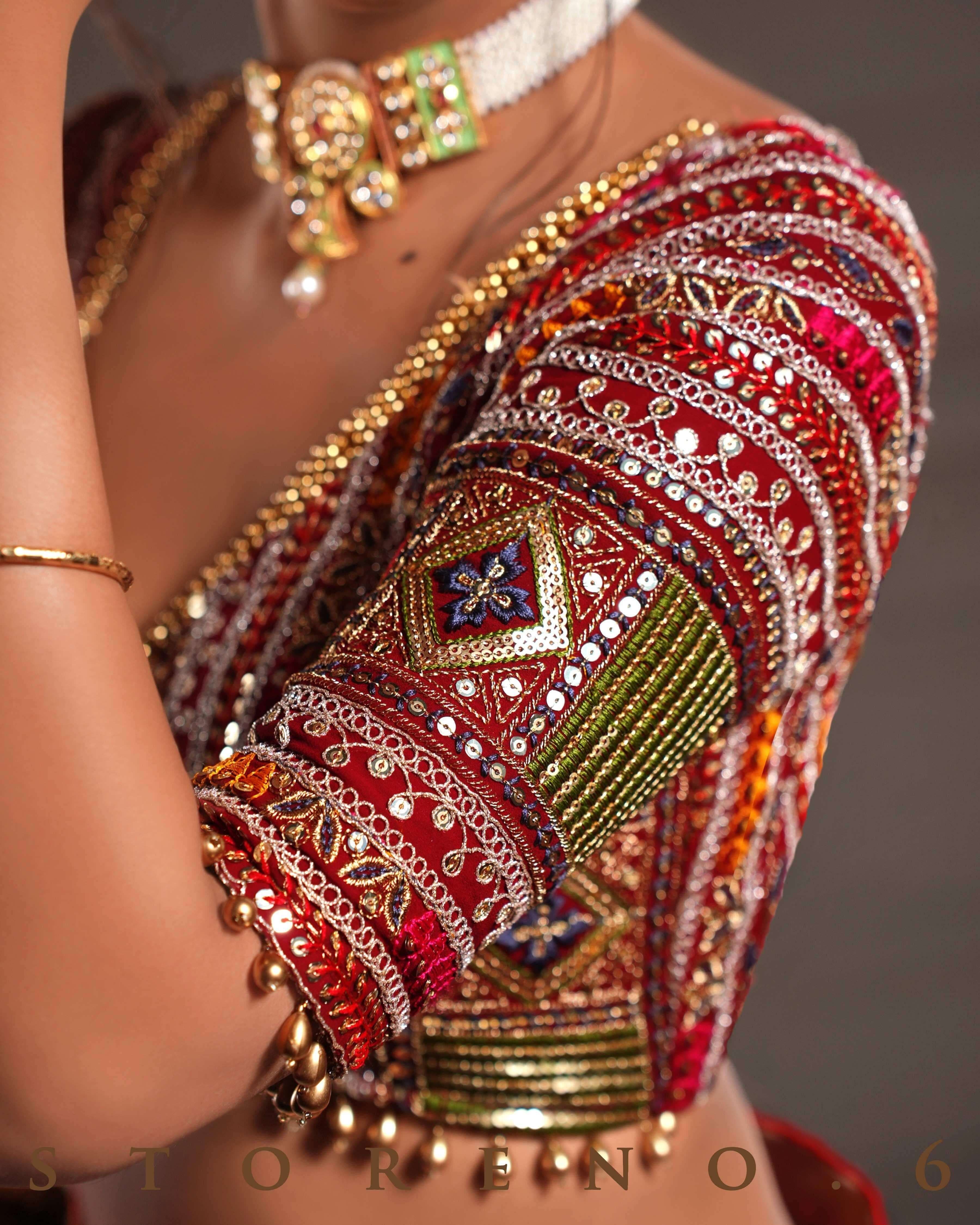 ROYAL SUBTLE QUEEN SAREE WITH LUSH OF BERRY BLOUSE — view 11